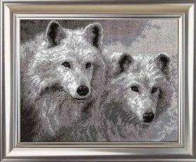 Набор для вышивания Hobby&Pro 678 «Белые волки»
